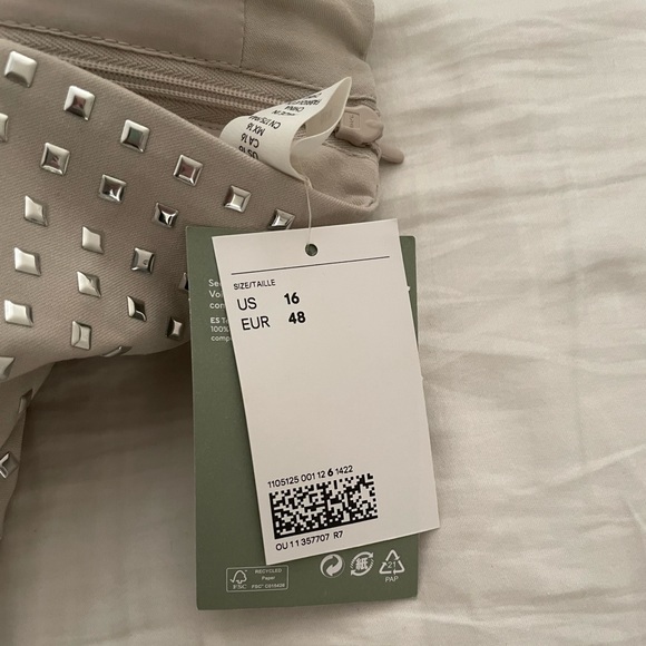 Studded mini skirt - Picture 2 of 3